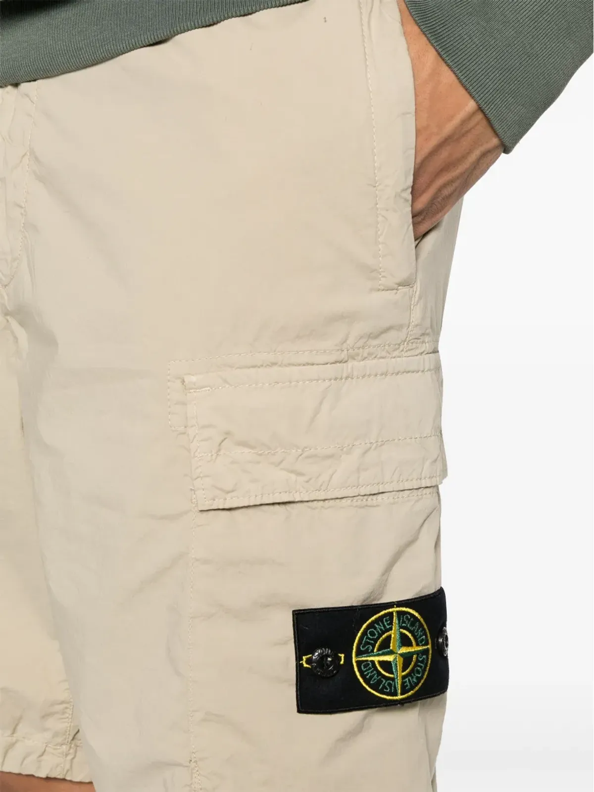 Stone Island コンパスバッジカーゴショーツ - 画像5