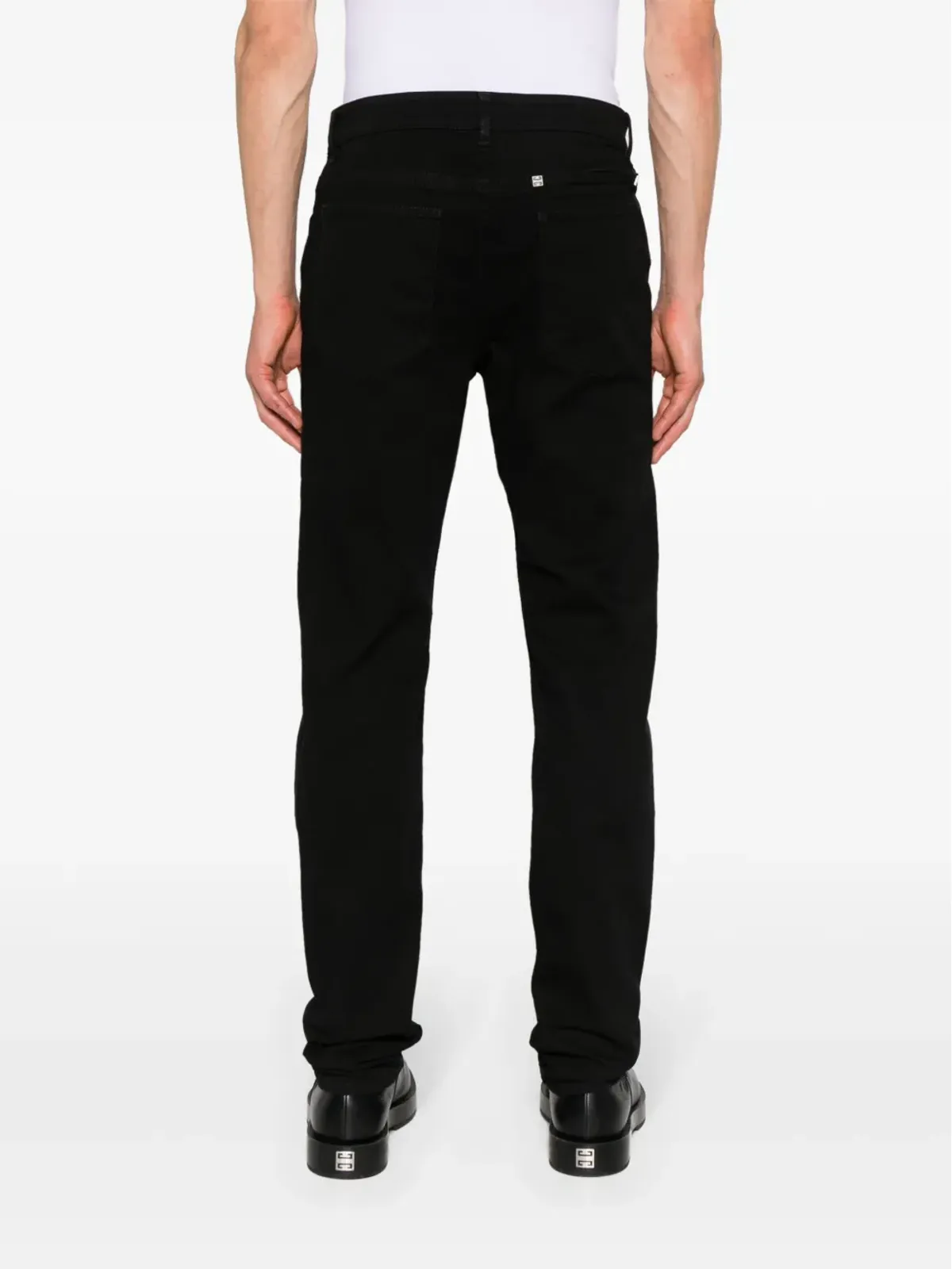Givenchy ロゴプレート付きスリムカットジーンズ - ブラック - 画像4