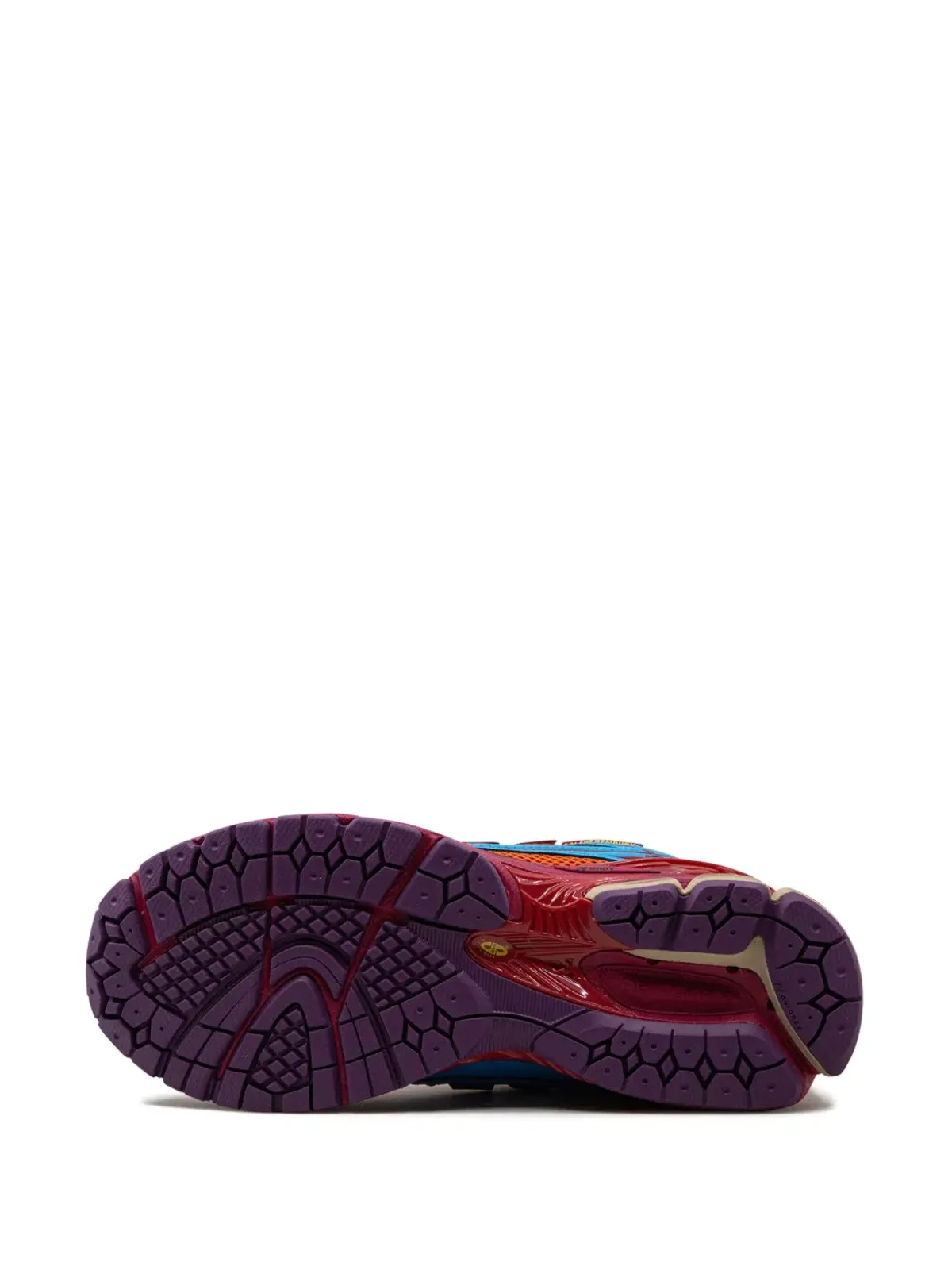 New Balance × セールヘ ベンブリー 1906R ヒート・ビー・ホット - マグマ スニーカー - レッド - 画像4