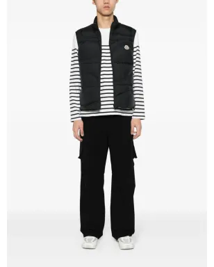 Moncler ロゴパッチ付きパデッドジレ ブラック - サムネイル2
