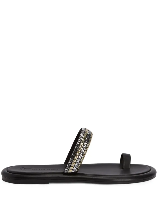 Giuseppe Zanotti Giuseppe Zanotti レドゥアール スタッド装飾付き レザーサンダル - ブラックの商品画像