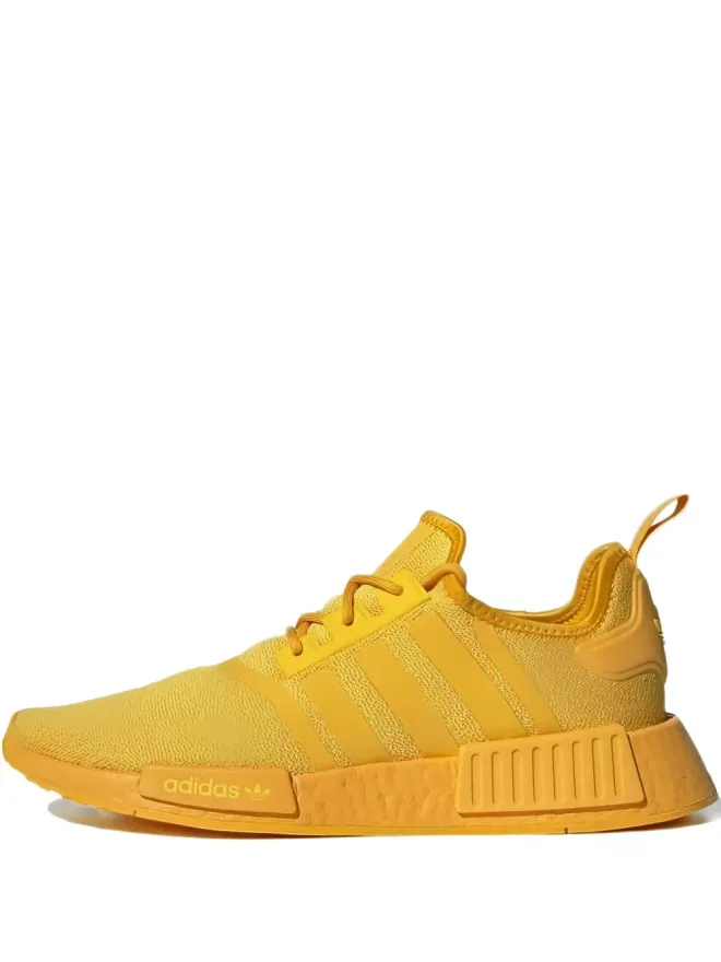 adidas adidas NMD R1 スニーカーの商品画像