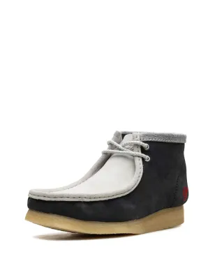Clarks Wallabee ネイビー/グレー スエードブーツ - サムネイル4