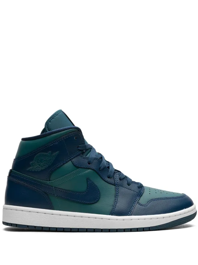 Jordan Jordan エアジョーダン 1 ミッド スニーカーの商品画像