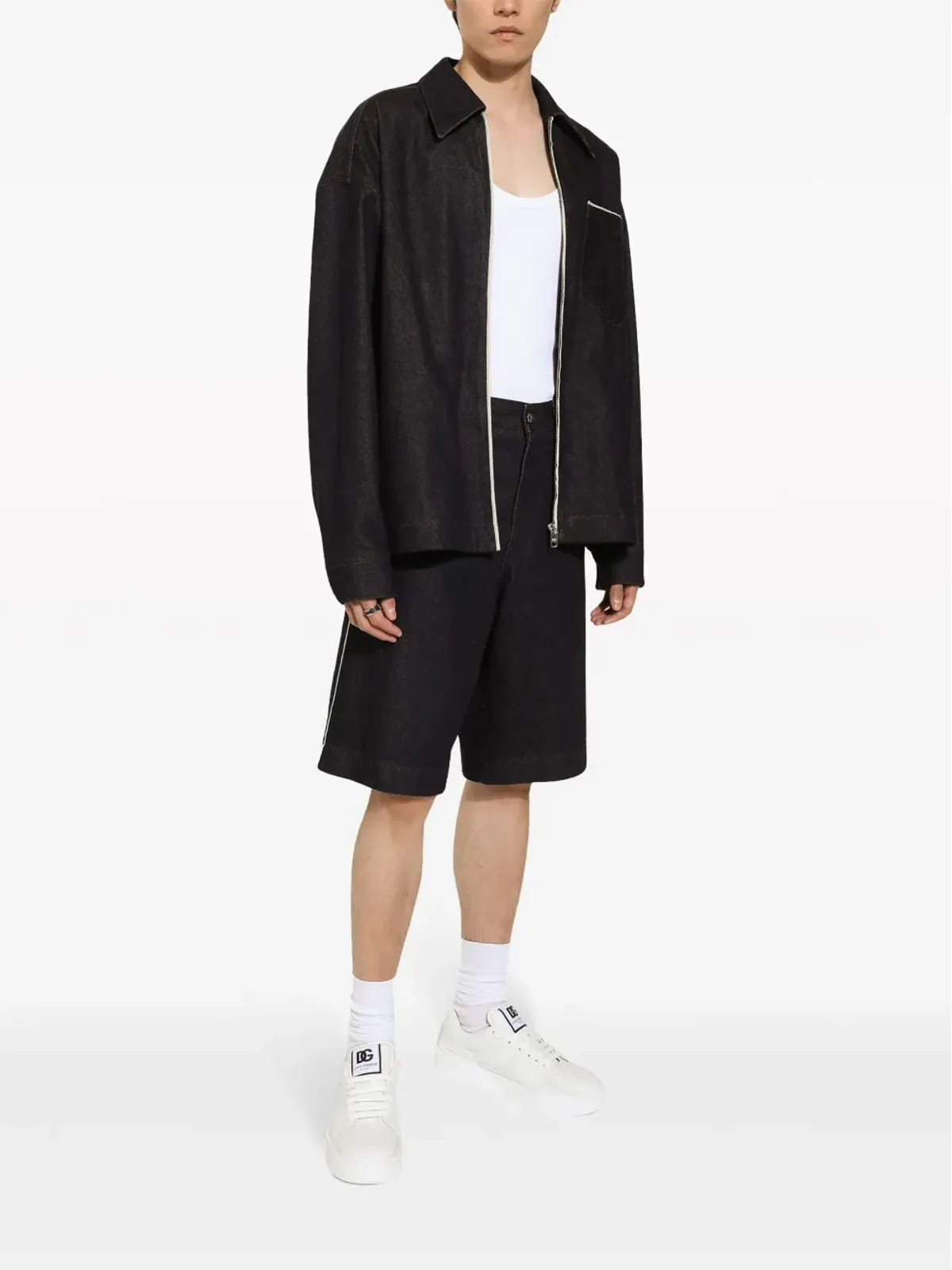 Dolce & Gabbana ロゴプレート付きデニム バミューダショーツ - ブラック - 画像3