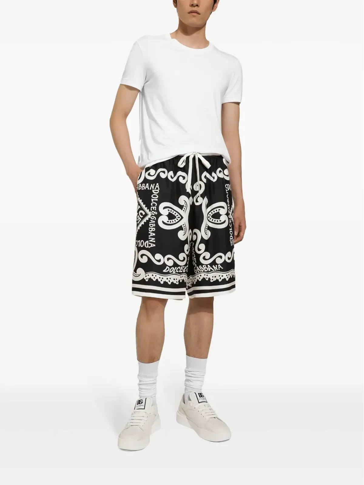 Dolce & Gabbana ロゴプリント シルクショートパンツ - ブラック - 画像2