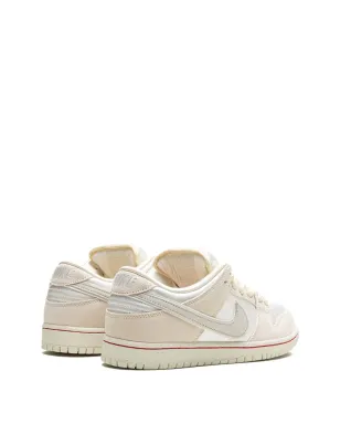 Nike SB Dunk Low 'Valentine's Day - Low Love Found' スニーカー - ニュートラルカラー - サムネイル3