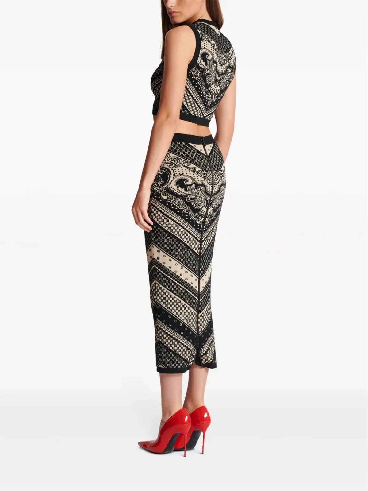 Balmain イントアルシア編み柄クロップトップ（ブラック） - 画像4