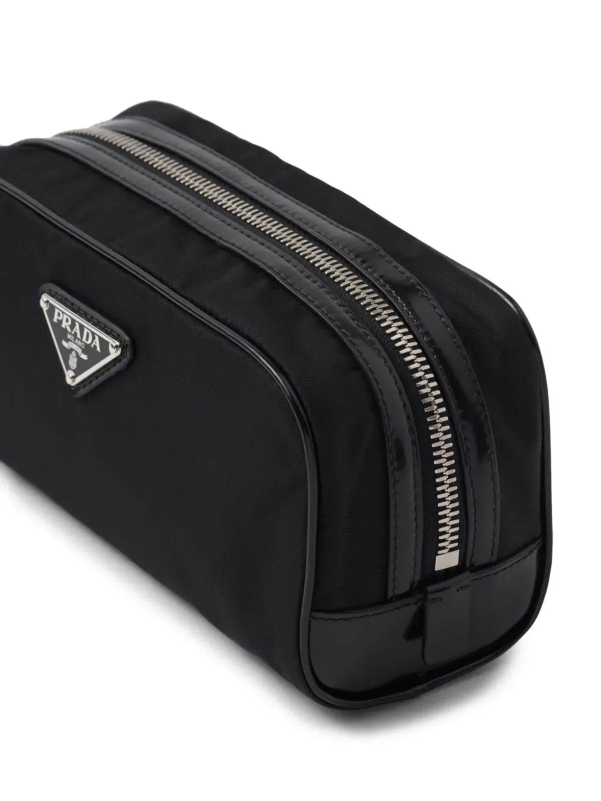Prada ロゴプレート付き ジップ式 洗面バッグ - 画像3