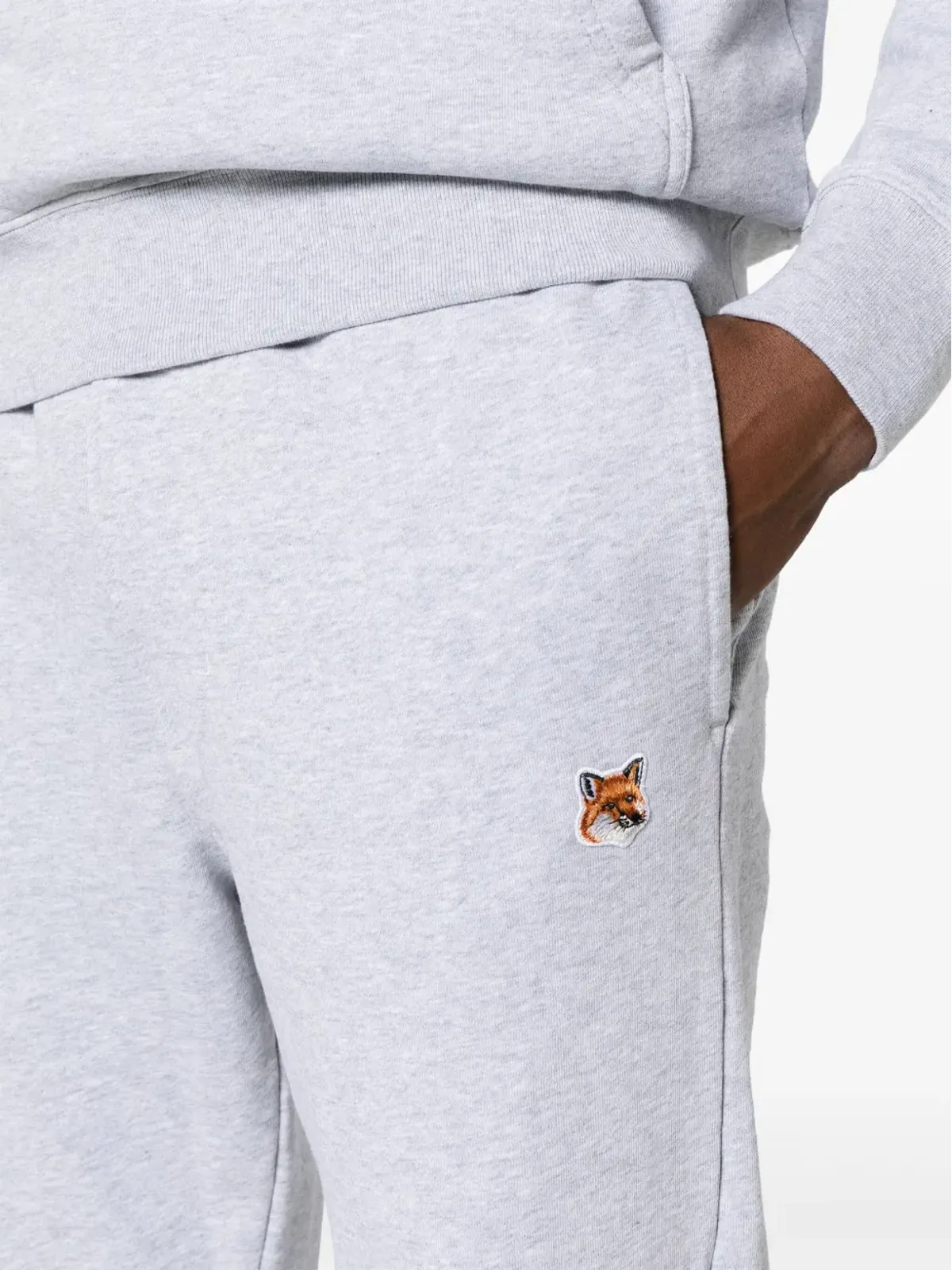 Maison Kitsuné Fox Head コットン トラックパンツ グレー - 画像5