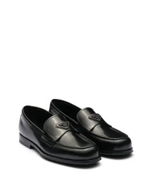 Prada トライアングルロゴ ブラッシュドレザー ローファー - サムネイル2