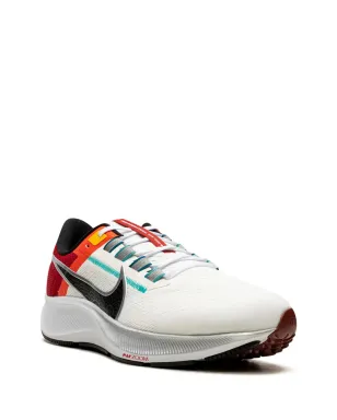 Nike エア ズーム ペガサス 38「Dune Red」スニーカー - ホワイト - サムネイル2