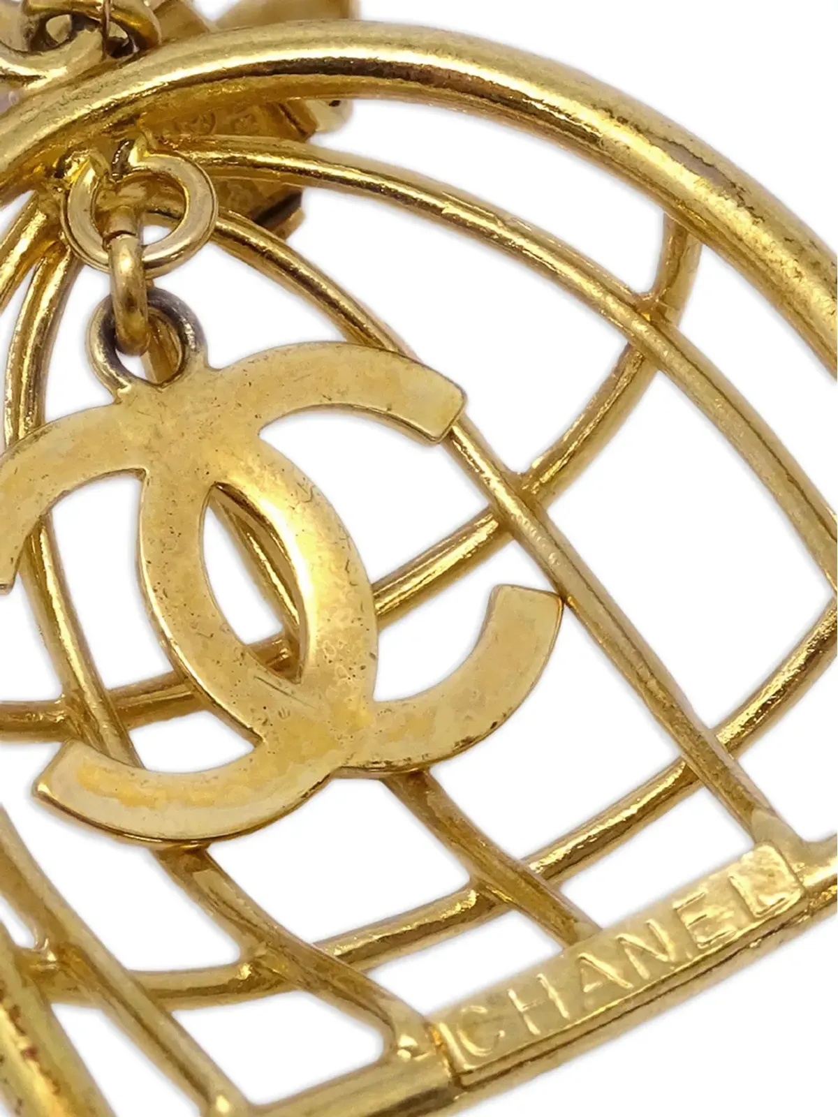 CHANEL ビンテージ 1994 CC 鳥籠モチーフ クリップオン イヤリング - ゴールド - 画像4