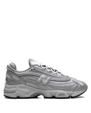 New Balance 1000 レフレクティブパック レインクラウド スニーカー - サムネイル1