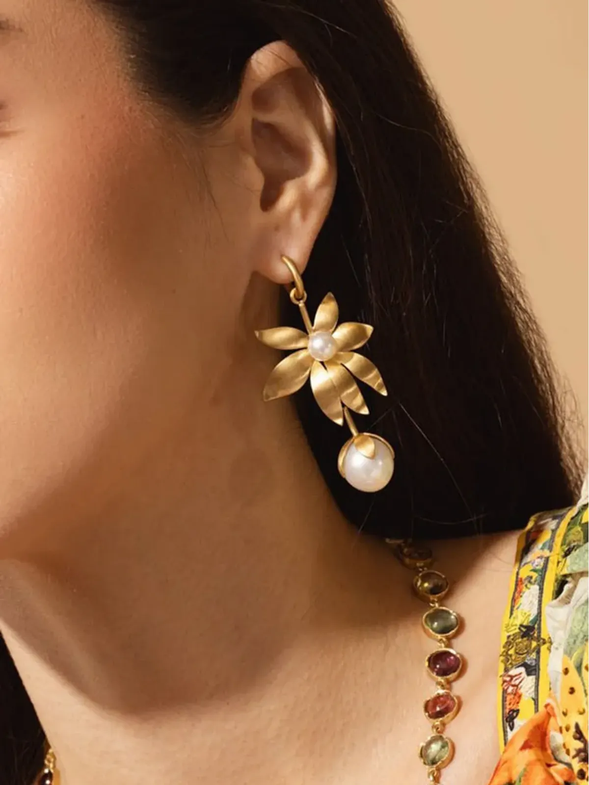 Irene Neuwirth 18K イエローゴールド ゴールデンブロッサム イヤリング - 画像4