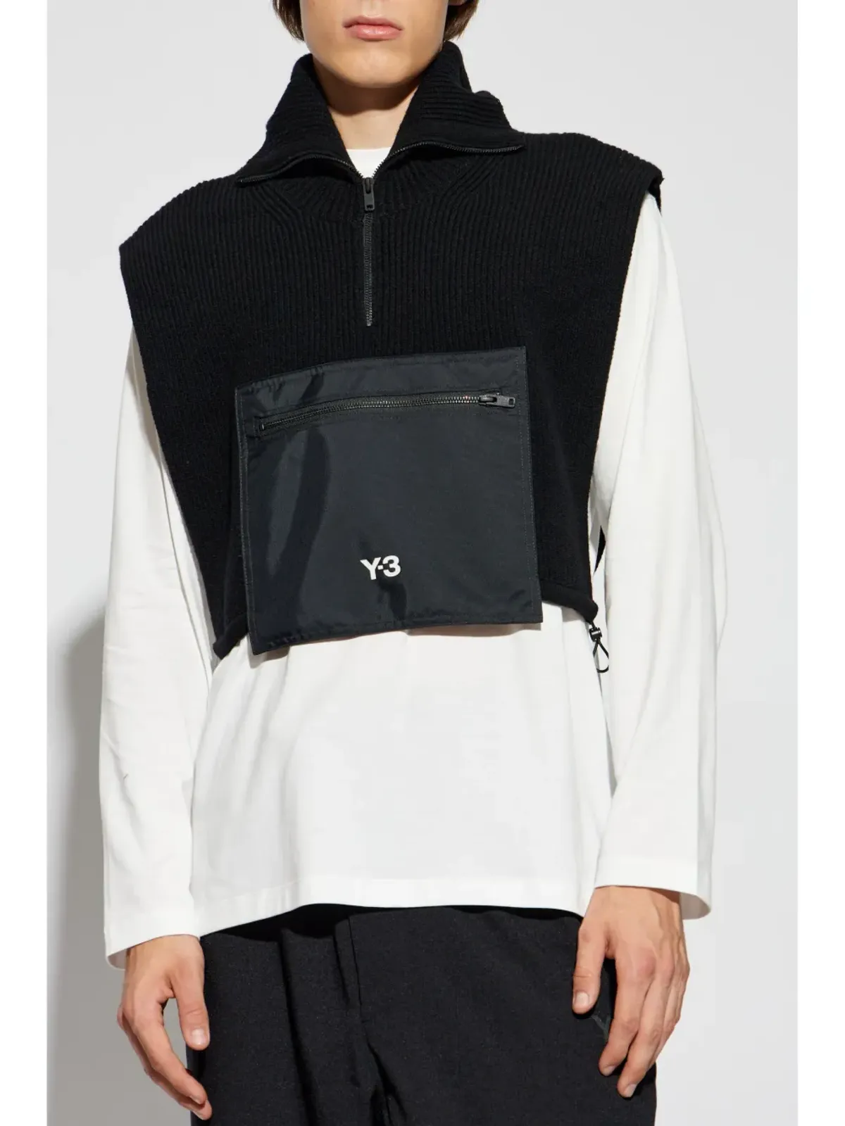 Y-3 フード付きノースリーブベスト ブラック - 画像5