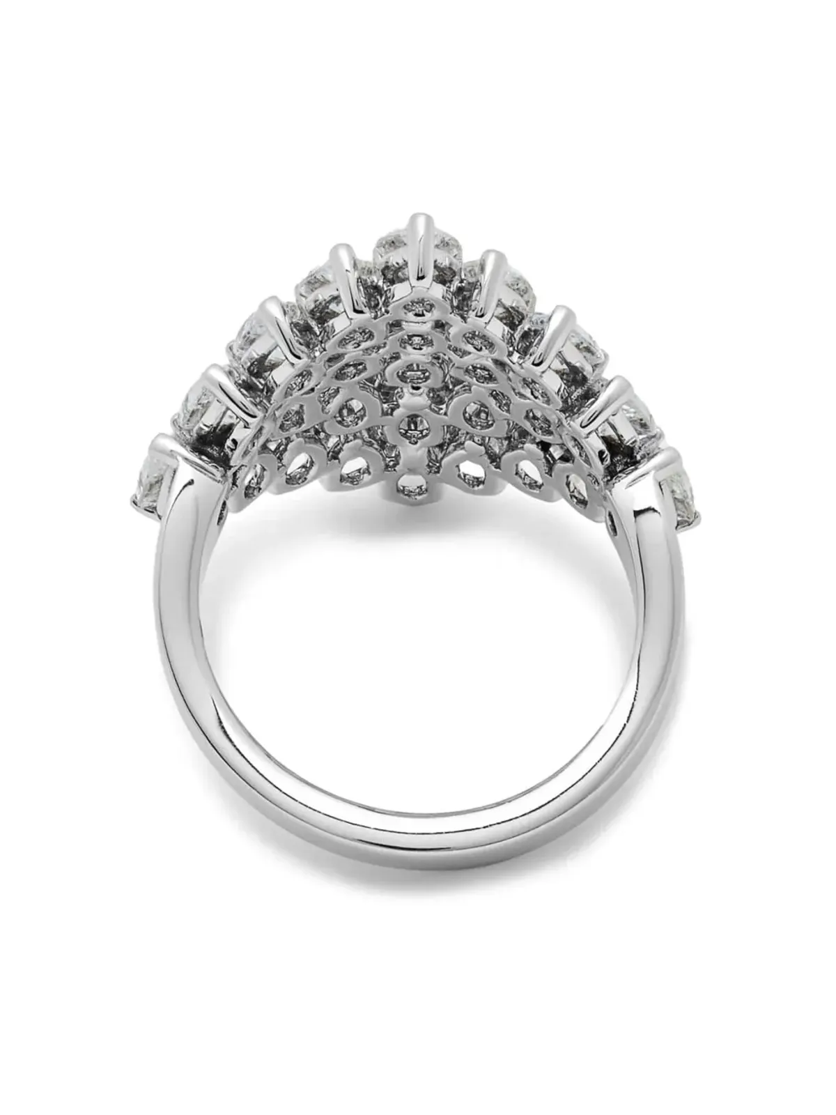 Jewels Aficionado 18ktホワイトゴールド シールド ダイヤモンド リング - 画像3