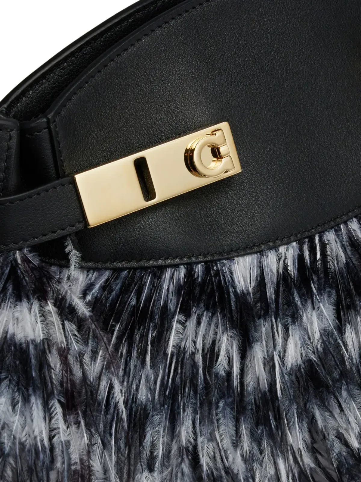Ferragamo Hug クロスボディバッグ - ホワイト - 画像5