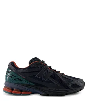 New Balance 1906パネルドスニーカー ブラック - サムネイル1