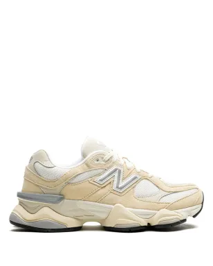New Balance 9060 カルシウム スニーカー - サムネイル1