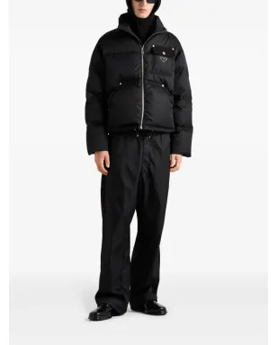 Prada クロップド トライアングルロゴ パディドジャケット ブラック - サムネイル2