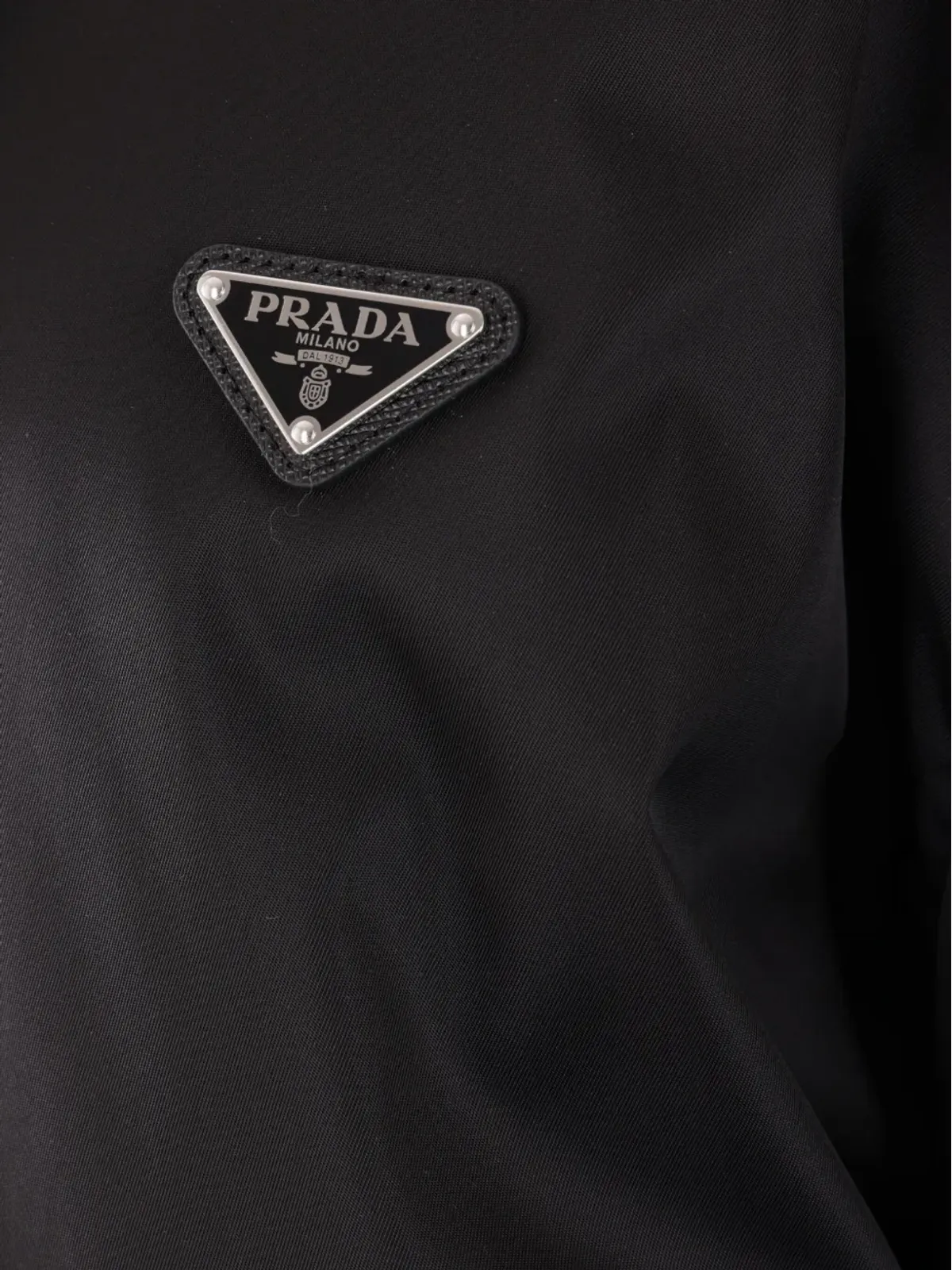 Prada Re-Nylon 三角ロゴ フード付きジャケット - ブラック - 画像4