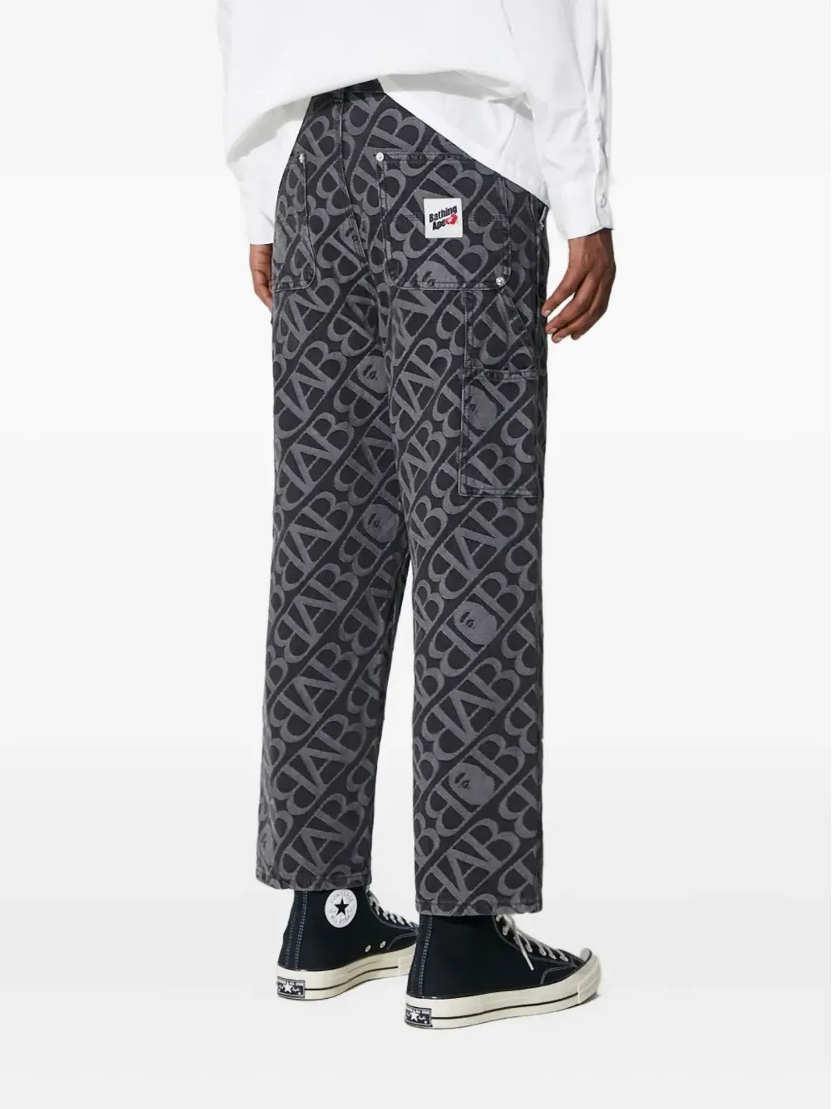 A BATHING APE® ロゴパターン カーペンタージーンズ ブラック - 画像4