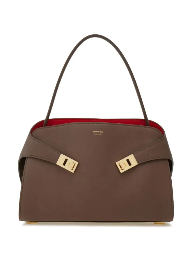 FERRAGAMO Ferragamo ハグソフト ショルダーバッグの商品画像