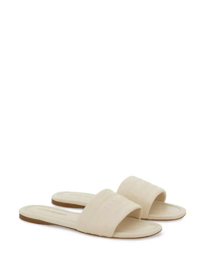 FERRAGAMO Ferragamo ロゴ入りスライドサンダル ネュートラルカラーの商品画像