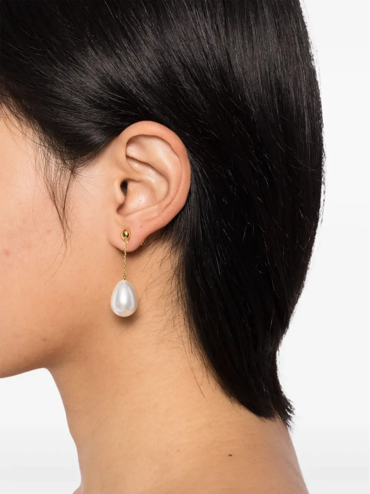 Eshvi フェイクパール ドロップ ピアス - 画像2
