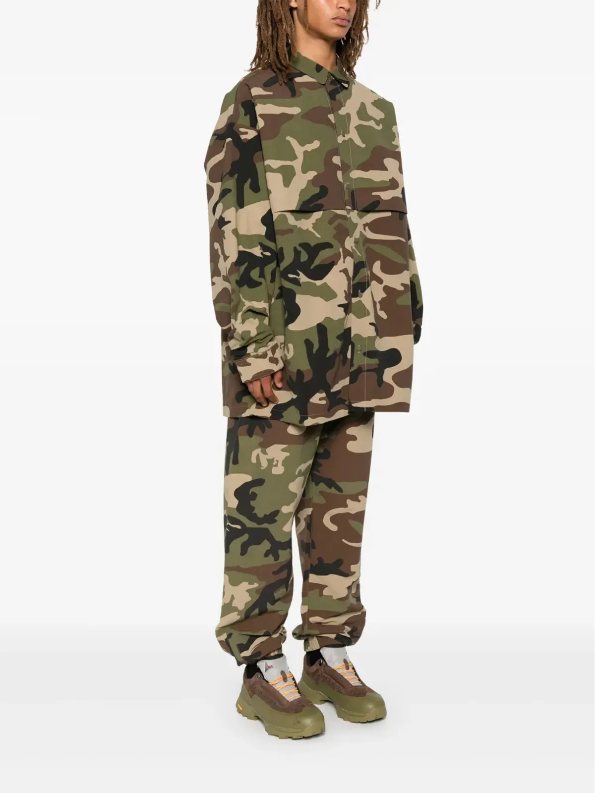 FEAR OF GOD ESSENTIALS カモフラージュ柄オーバーシャツ - 画像3