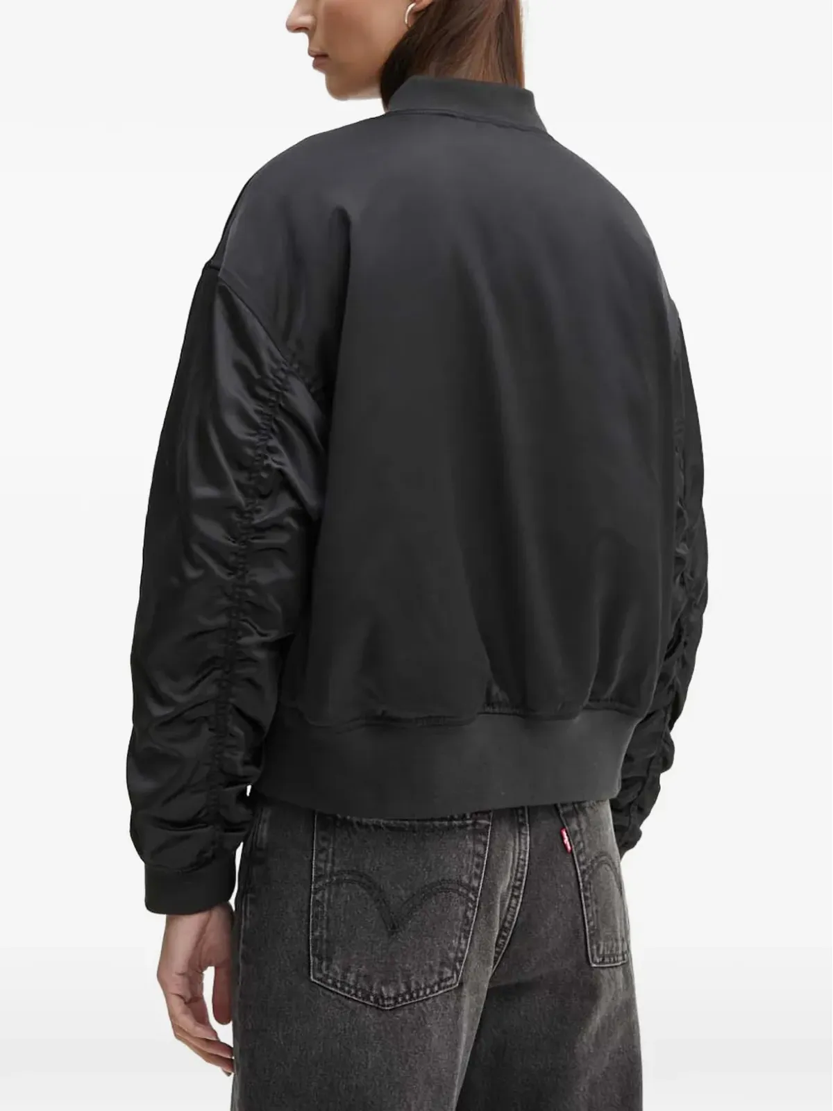 Levi's ギャザー袖ボンバージャケット - ブラック - 画像4