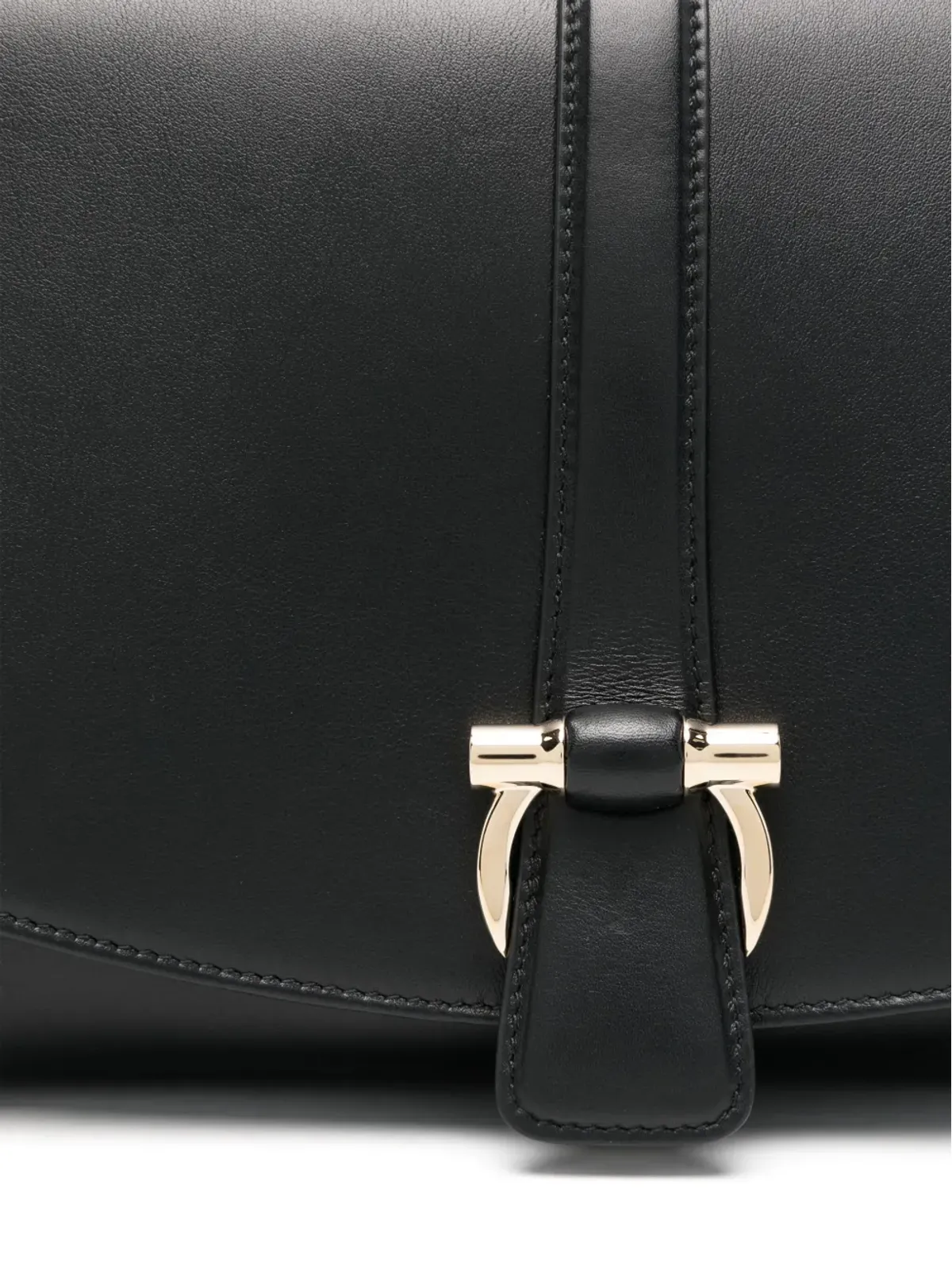 Ferragamo ガンチーニバックル ショルダーバッグ - ブラック - 画像4