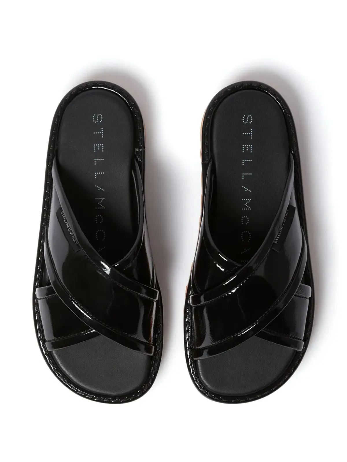 Stella McCartney パテントフィニッシュ スライド ブラック - 画像4