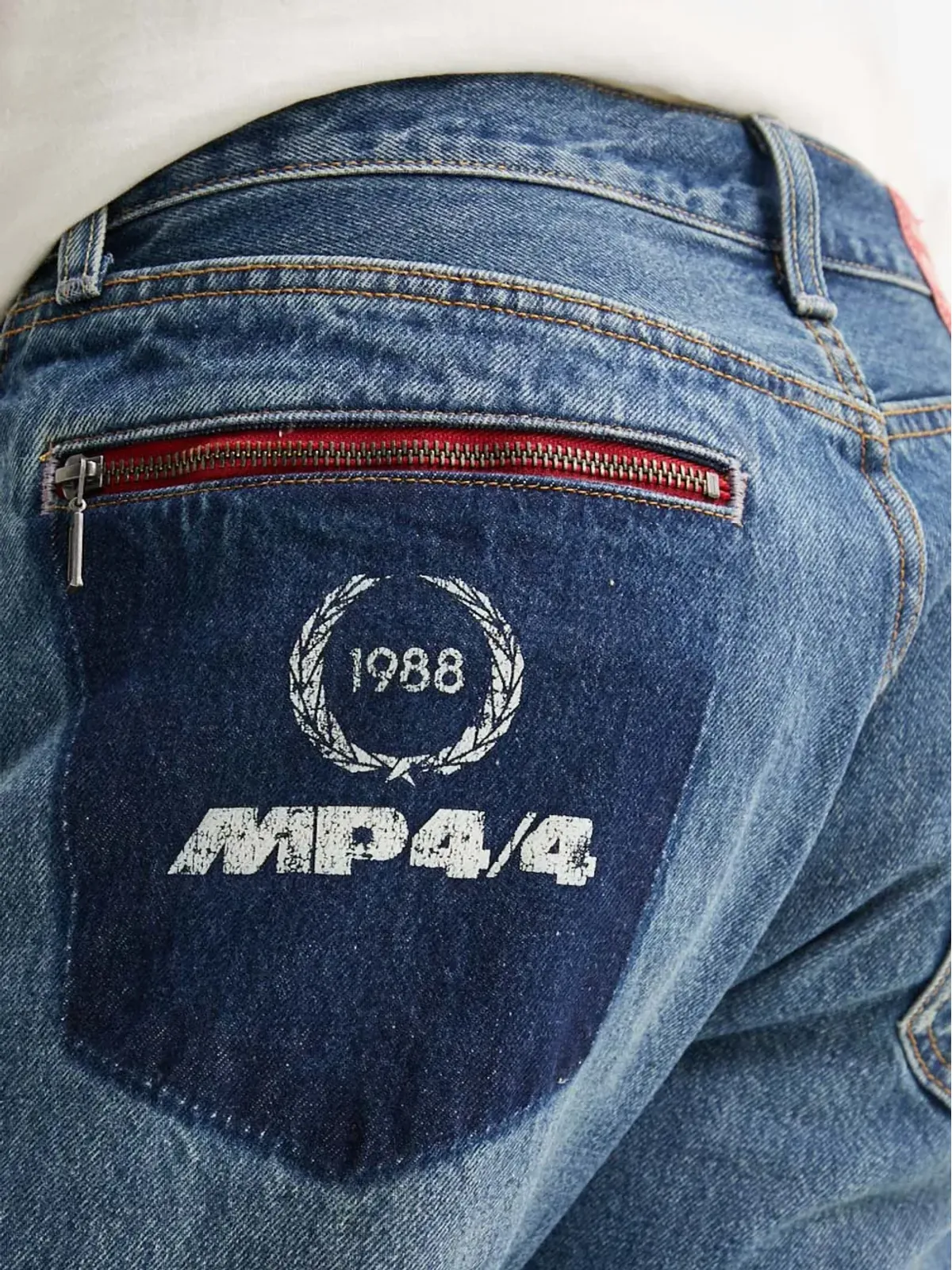 Levi's ダメージ加工デニムジーンズ ブルー - 画像4