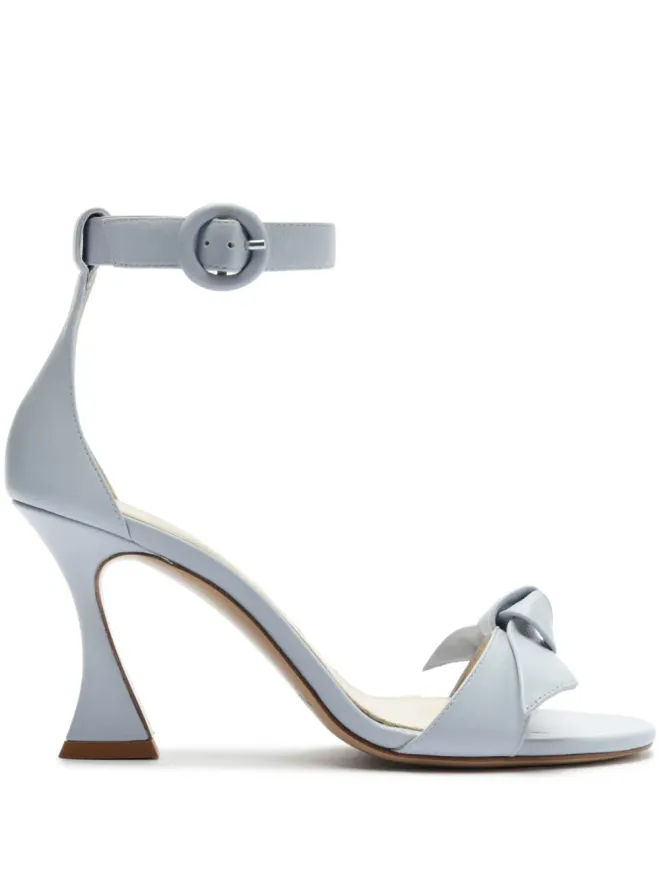 Alexandre Birman Alexandre Birman クラリタ サンダルの商品画像