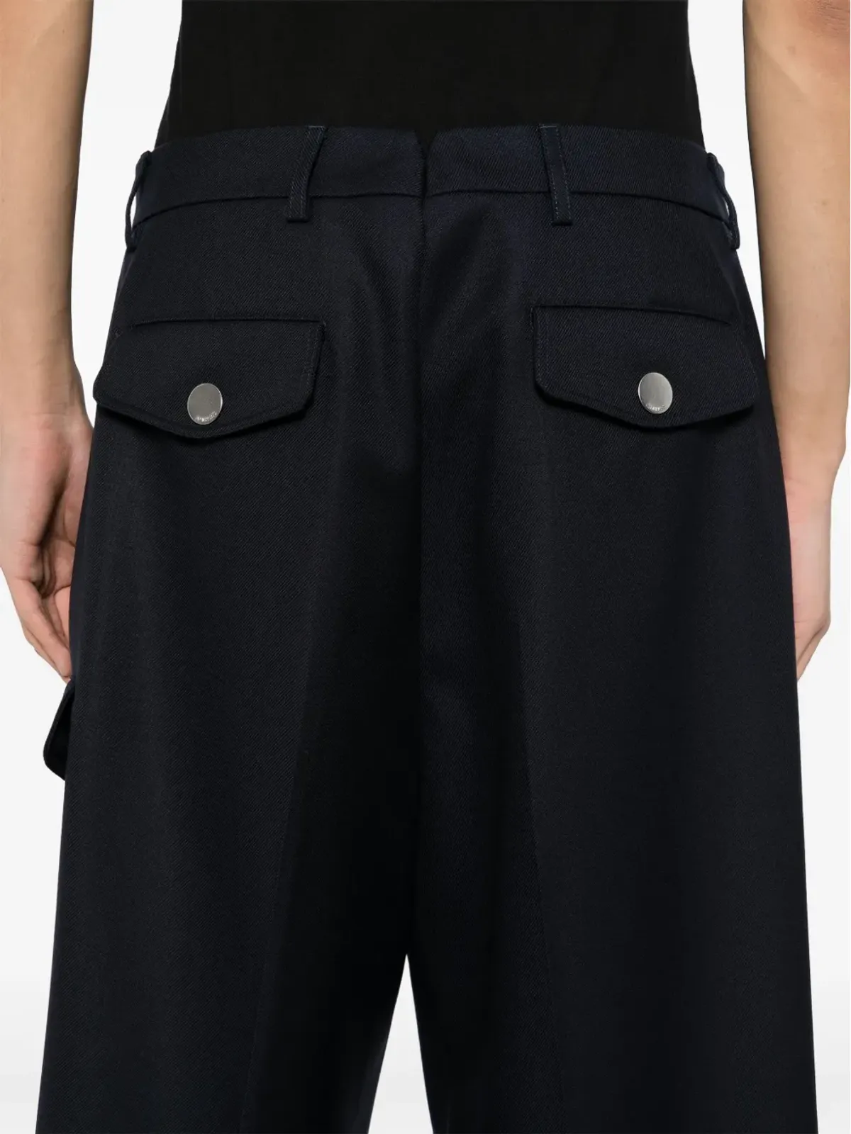AMI Paris ブルー ボタン留めショートパンツ - 画像5