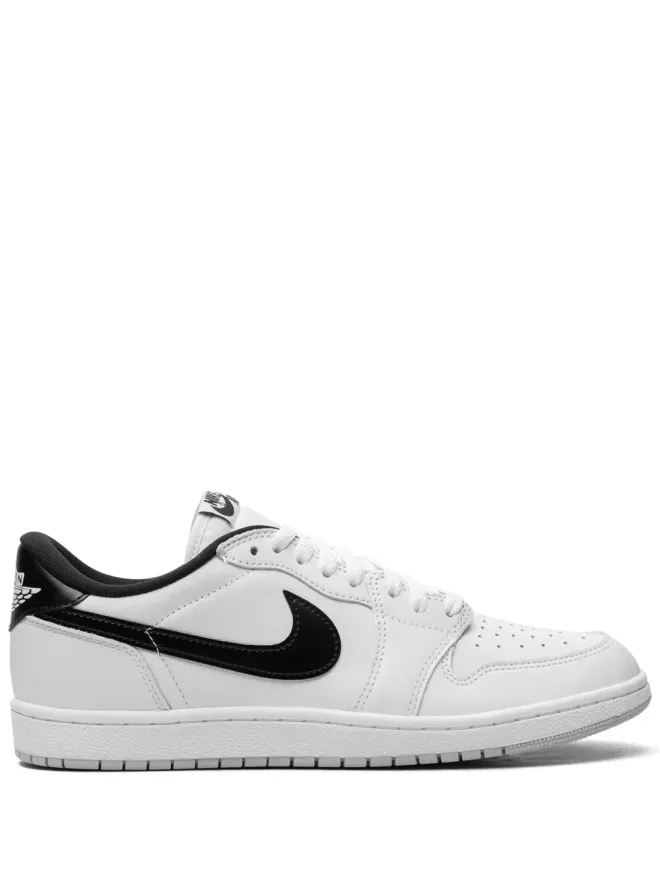 Jordan Jordan 1 レトロ ロー スニーカーの商品画像