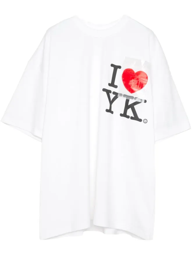 Yoshiokubo Yoshiokubo IYK Tシャツの商品画像