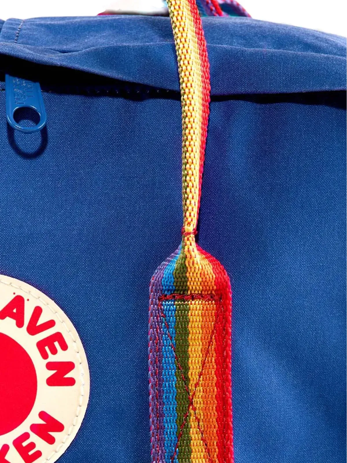 Fjällräven 虹色ストライプのバックパック - 画像4