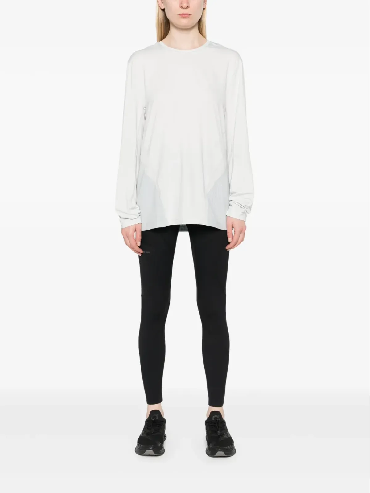 On × Post Archive Faction ランニングTシャツ - 画像3