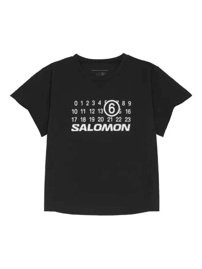 MM6 Maison Margiela X Salomon MM6 Maison Margiela X Salomon ロゴプリント Tシャツ ブラックの商品画像