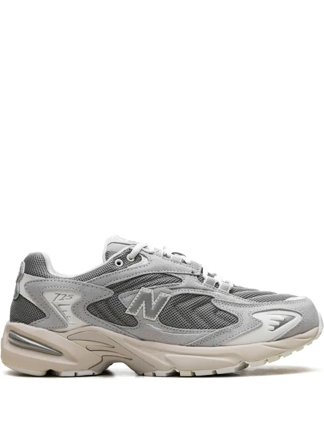 New Balance New Balance 725 スニーカーの商品画像