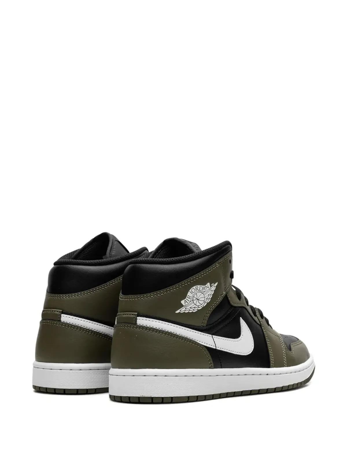 Jordan エア ジョーダン 1 ミッド スニーカー - 画像3
