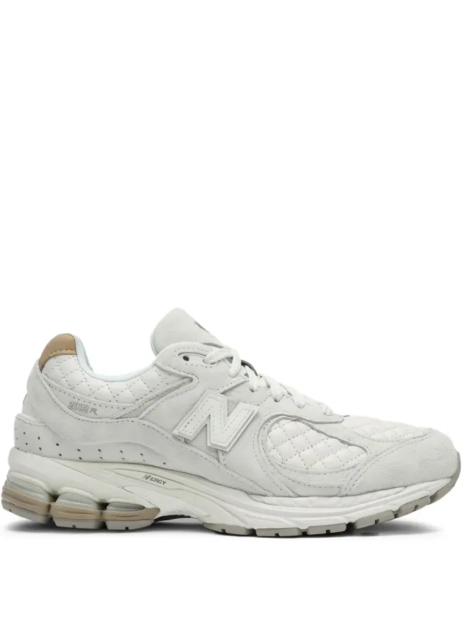 New Balance New Balance 2002Rキルテッドスニーカーの商品画像