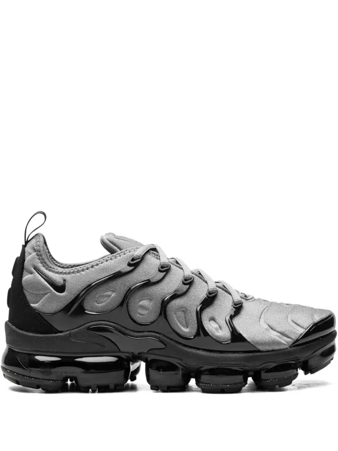 Nike Nike エア ヴェイパーマックス プラス スニーカーの商品画像