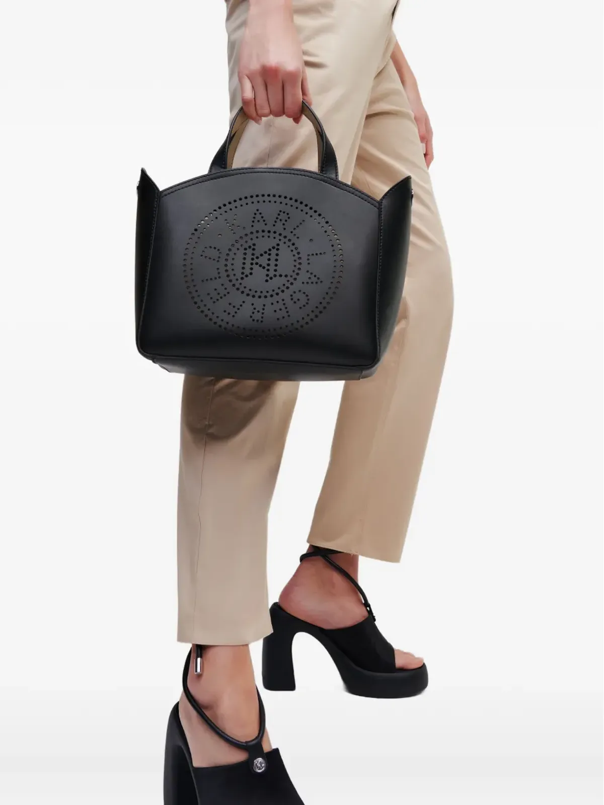 Karl Lagerfeld K/Circle パンチングロゴ トートバッグ ブラック - 画像3