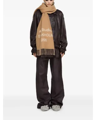 Acne Studios ロゴプリント ウールスカーフ（ブラウン） - サムネイル4