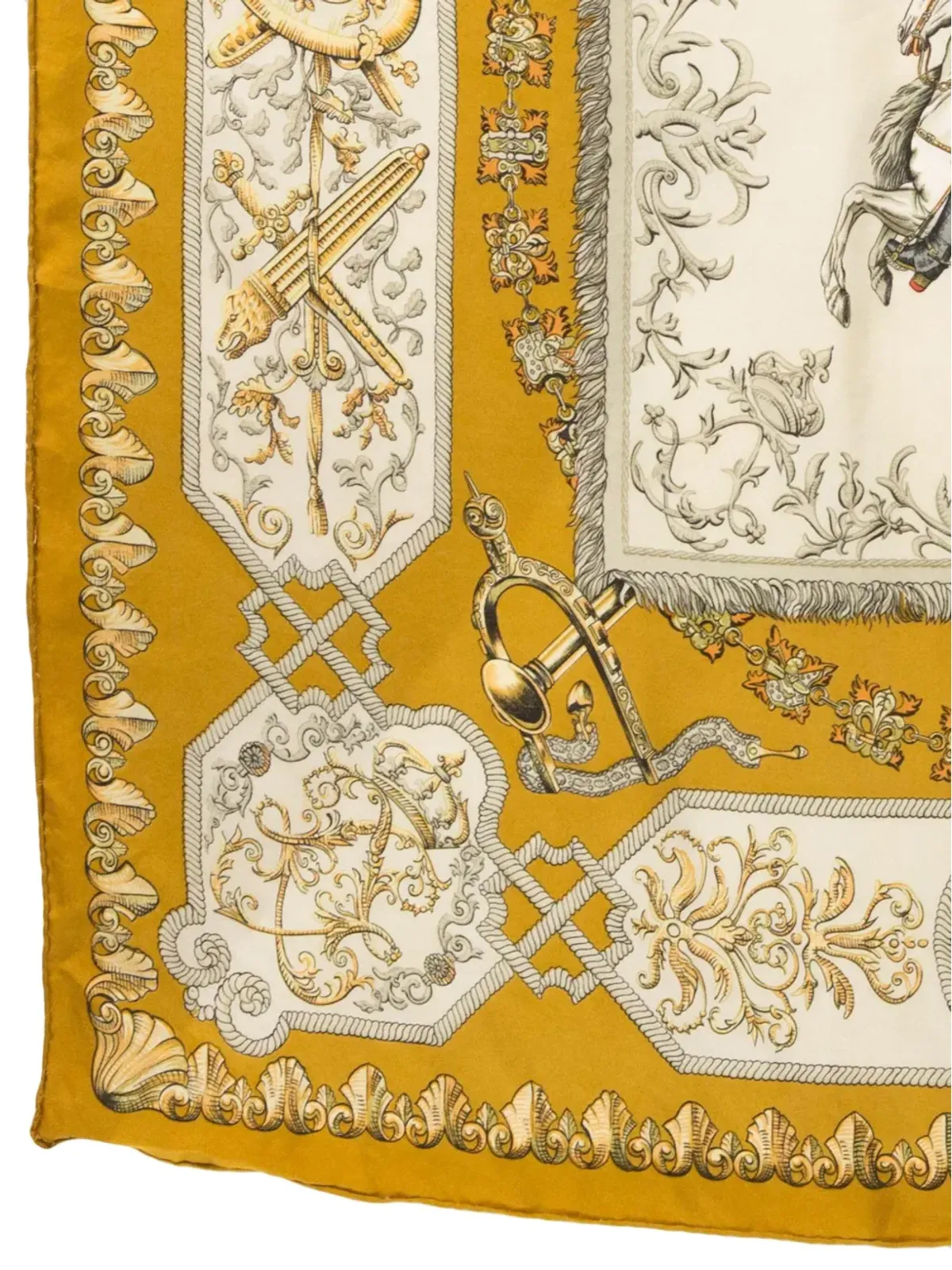 Hermès ビンテージ 1963年 Ludovicus Magnus F.de La Perrièreによる シルクスカーフ 黄色 - 画像5
