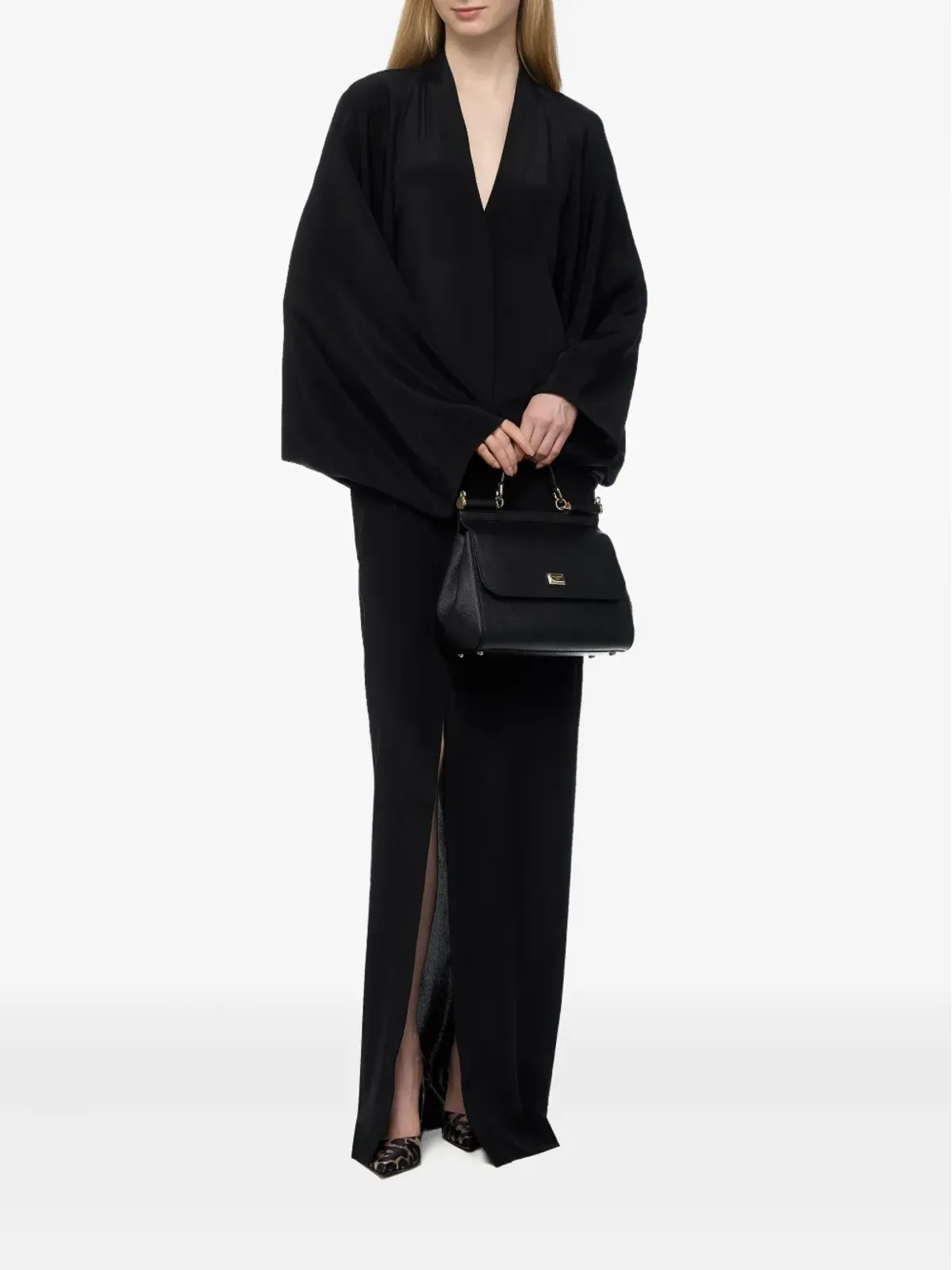 Max Mara Vネックの広袖マキシドレス ブラック - 画像2
